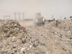 حملة نظافة وإزالة فورية للتعديات على الأراضى الزراعية بقرية "القارة" بأبوتشت 27 - جريدة المساء