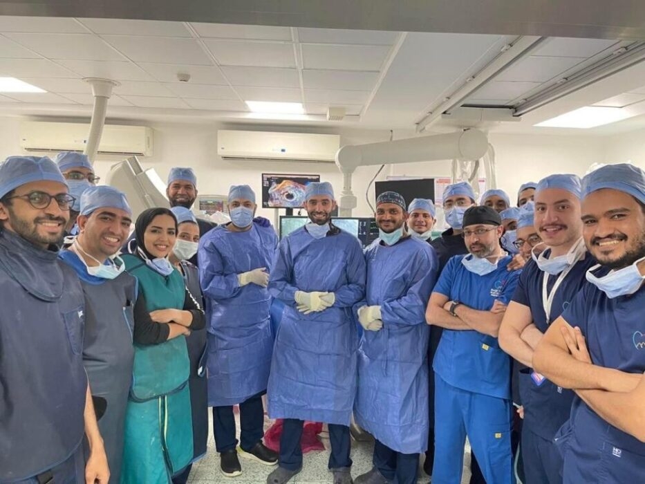 نجاح أول عملية جراحية لتغيير الصمام الميترالي عن طريق القسطرة fمركز مجدي بأسوان 18 - جريدة المساء