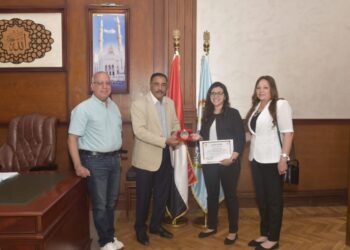 "ابنة مطروح" تحصد المركز الأول عالميا فى الأبحاث المقدمة للأكاديمية الأوربية للتنمية المستدامة بفرنسا 34 - جريدة المساء "ابنة مطروح" تحصد المركز الأول عالميا فى الأبحاث المقدمة للأكاديمية الأوربية للتنمية المستدامة بفرنسا 33 - جريدة المساء