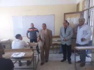 وكيل وزارة التعليم بقنا يتفقد لجان امتحانات الدبلومات الفنية 17 - جريدة المساء