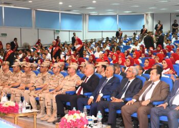 قوات الدفاع الشعبى والعسكرى وجامعة جنوب الوادى تنظمان الندوة التثقيفية ال " ٢٧ " لتوعية الشباب بالمخاطر التى تهدد الأمن القومى المصرى  29 - جريدة المساء