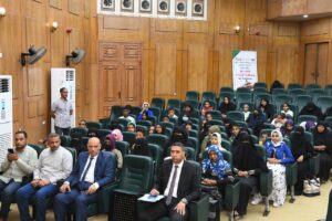 بتمويل من الأورمان .. محافظ قنا يشهد تسليم مساعدات مالية بقيمة مليون و 219 ألف جنيه لإقامة مشروعات للأيتام 22 - جريدة المساء