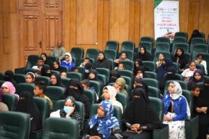 بتمويل من الأورمان .. محافظ قنا يشهد تسليم مساعدات مالية بقيمة مليون و 219 ألف جنيه لإقامة مشروعات للأيتام 30 - جريدة المساء