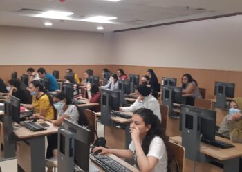 2600 طالب بألسن عين شمس أدوا الامتحانات الإلكترونية"كوريكت" 21 - جريدة المساء