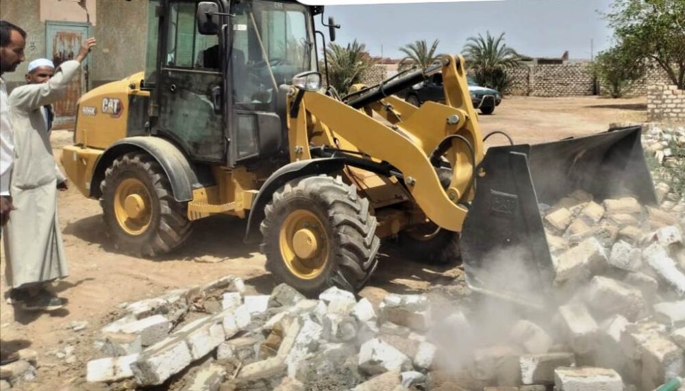 إزالة 7 حالات تعدى بمركز إدفو بمساحة 3470 م2 18 - جريدة المساء إزالة 7 حالات تعدى بمركز إدفو بمساحة 3470 م2