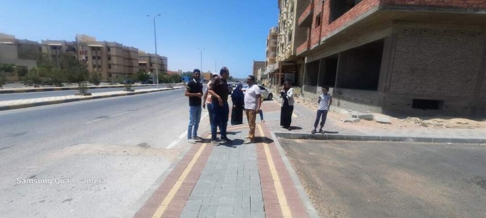 إنشاء ممشى بشارع الاذاعه بطول 300 متر وادراج عربات الطعام المتنقلة لخدمة الممشى برأس غارب 18 - جريدة المساء