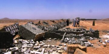 محافظ أسوان : إزالة حالات تعدى بمركزى إدفو وكوم أمبو على مساحة 300 ألف و 388 م2 1 - جريدة المساء