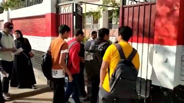 تباين اراء طلاب الشهادة الإعدادية بالإسكندرية حول امتحان اللغة الإنجليزية 19 - جريدة المساء