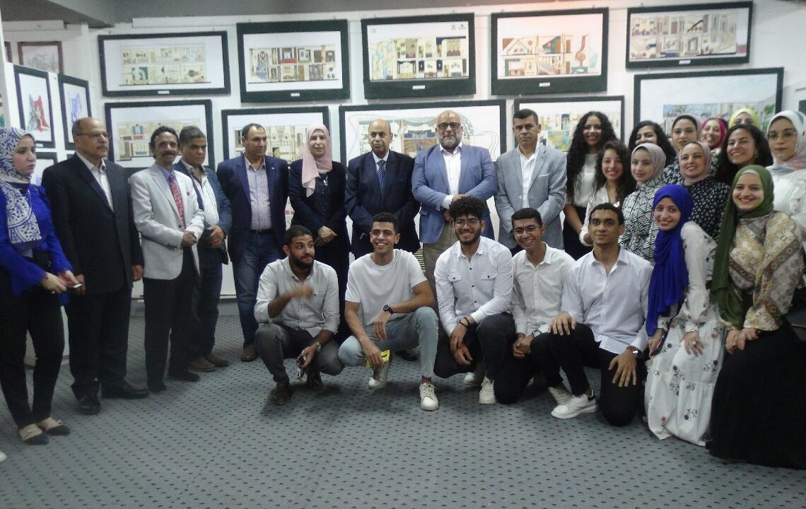 رئيس جامعة المنيا يفتتح المعرض السنوي الثالث لطلاب قسم الديكور بكلية " الفنون الجميلة" 16 - جريدة المساء