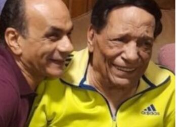 عادل إمام يحتفل بعيد ميلاده الـ82 وسط أفراد عائلته 30 - جريدة المساء