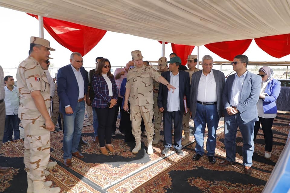 محافظ دمياط ورئيس صندوق التنمية الحضرية يتابعان الموقف التنفيذى بمشروع تطوير عواصم المدن برأس البر 19 - جريدة المساء