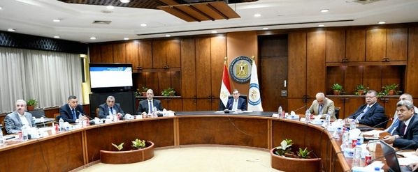 وزير البترول والثروة المعدنية : بدء اجراءات إقامة منطقة بترولية جديدة " الحديثة " بالتبين 19 - جريدة المساء