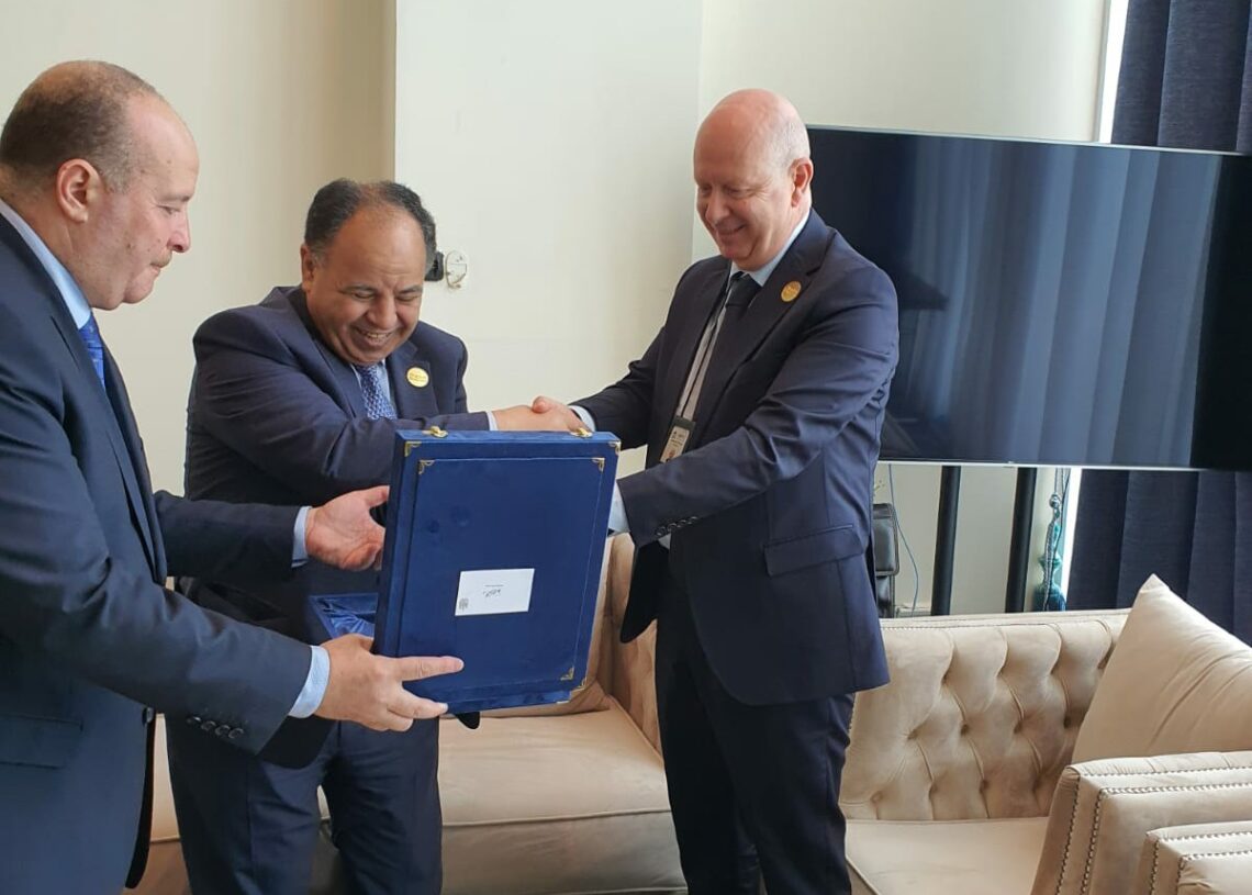 وزير المالية فى لقائه بنظيره الجزائري بشرم الشيخ: تنسيق المواقف والرؤى الأفريقية حول قضايا تمويل المناخ 19 - جريدة المساء