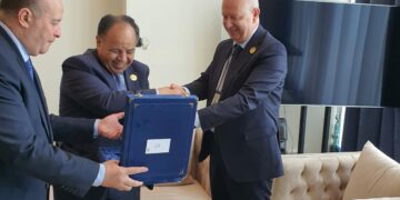 وزير المالية فى لقائه بنظيره الجزائري بشرم الشيخ: تنسيق المواقف والرؤى الأفريقية حول قضايا تمويل المناخ 1 - جريدة المساء