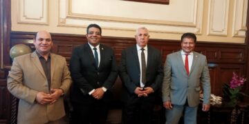 استعداداً لمؤتمر شرم الشيخ..القصير يستقبل قيادات "المليون متطوع" للتكيف المناخى 2 - جريدة المساء استعداداً لمؤتمر شرم الشيخ..القصير يستقبل قيادات "المليون متطوع" للتكيف المناخى 1 - جريدة المساء