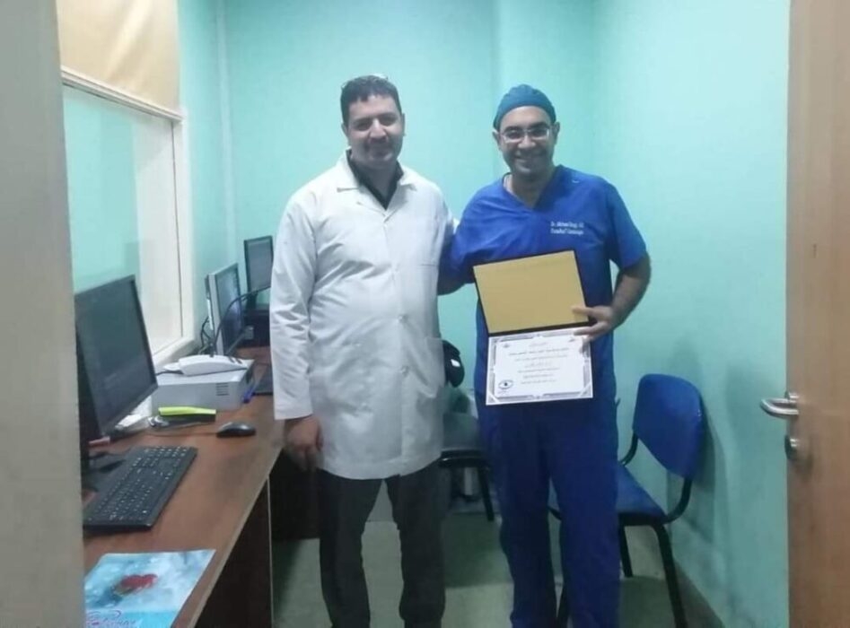 عميد مركز قلب سوهاج يكرم طبيبا متميزا لتفانيه فى خدمة المرضى 20 - جريدة المساء عميد مركز قلب سوهاج يكرم طبيبا متميزا لتفانيه فى خدمة المرضى 19 - جريدة المساء