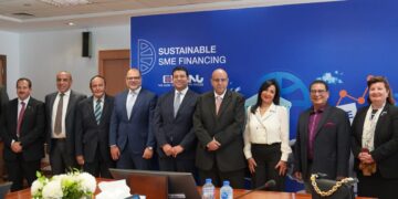 برعاية البنك المركزي جامعة النيل والبنك التجاري الدولي يطلقان أول برنامج أكاديمي من نوعه في مصر لتعزيز التمويل المستدام للشركات الصغيرة والمتوسطة 2 - جريدة المساء برعاية البنك المركزي جامعة النيل والبنك التجاري الدولي يطلقان أول برنامج أكاديمي من نوعه في مصر لتعزيز التمويل المستدام للشركات الصغيرة والمتوسطة 1 - جريدة المساء