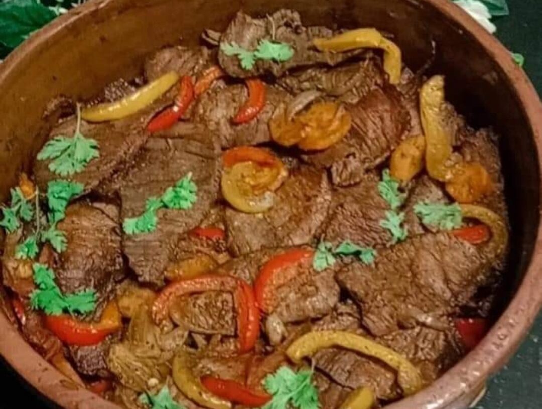 تعرف على طريقة عمل طاجن بفتيك بالبصل والفلفل الألوان 17 - جريدة المساء