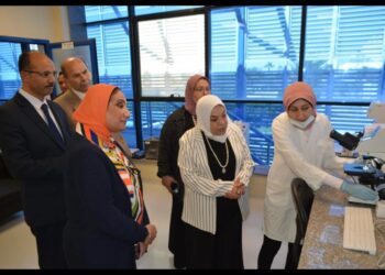 مدينة الابحاث العلمية تستقبل وفد الشركة العربية للصناعات الدوائية"أكديما" 25 - جريدة المساء