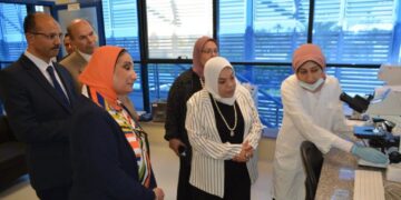 مدينة الابحاث العلمية تستقبل وفد الشركة العربية للصناعات الدوائية"أكديما" 1 - جريدة المساء