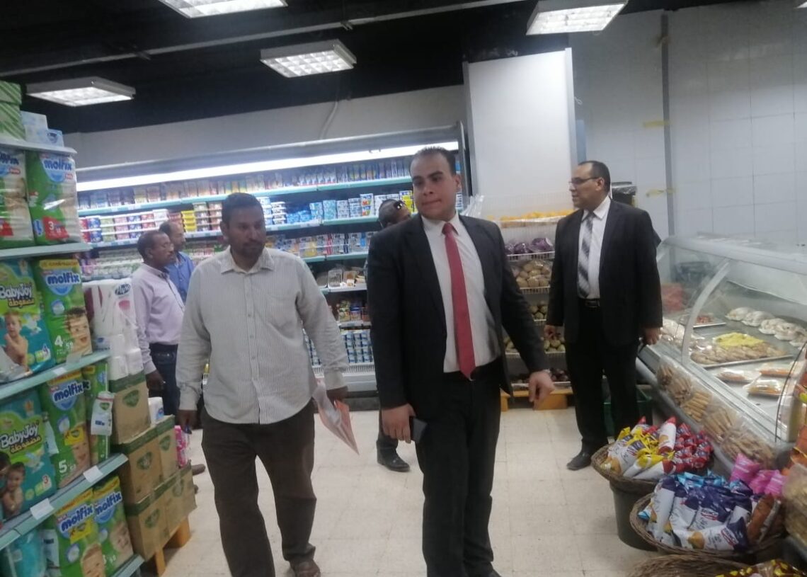 غلق وتشميع 13 منشأة طبية ومصادرة 671 عبوة دوائية بقوص 18 - جريدة المساء