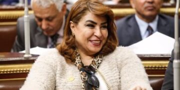 نائبة مقاعد المصريين فى الخارج تتهم القائم باعمال وزير الصحة بعرقلة منح اساتذة الجامعات الاجازات المستحقه لهم 2 - جريدة المساء نائبة مقاعد المصريين فى الخارج تتهم القائم باعمال وزير الصحة بعرقلة منح اساتذة الجامعات الاجازات المستحقه لهم 1 - جريدة المساء