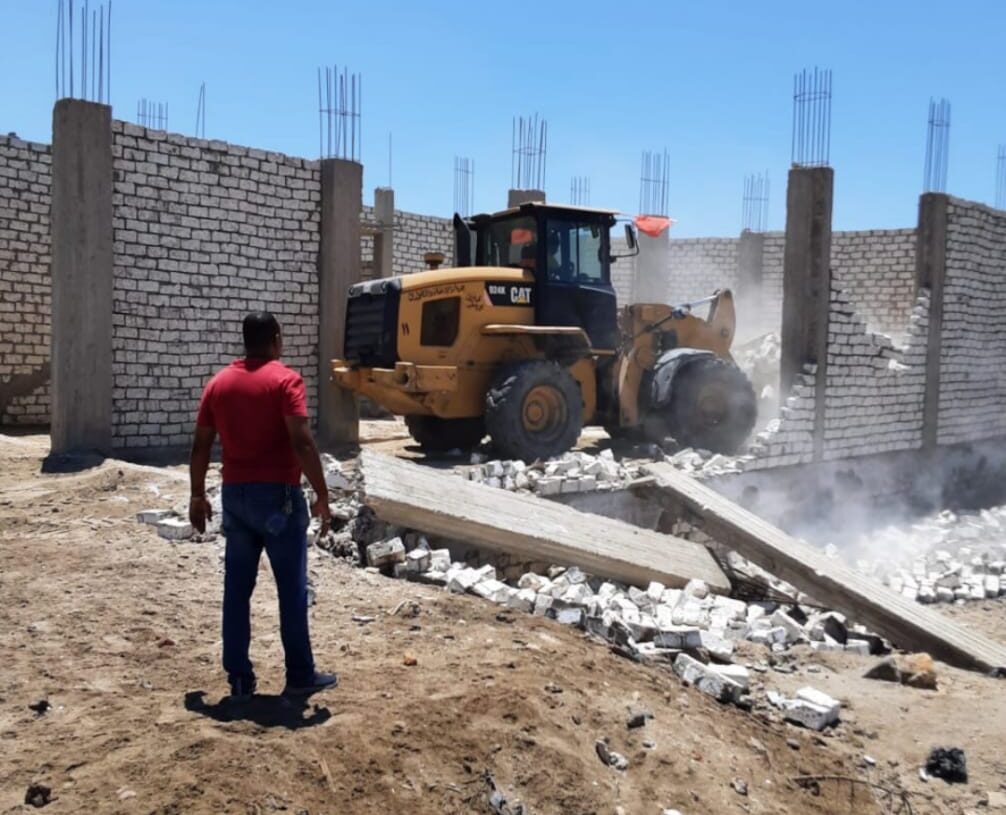 إزالة ١٣٠ منزل بمنطقة زرزارة العشوائية بسفاجا عقب تسكين الأهالي بحي الروضة 18 - جريدة المساء