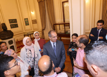 جولة لوزير الاتصالات بمركز "إبداع مصر الرقمية" فى قصر السلطان حسين كامل ومتحف البريد المصرى 19 - جريدة المساء