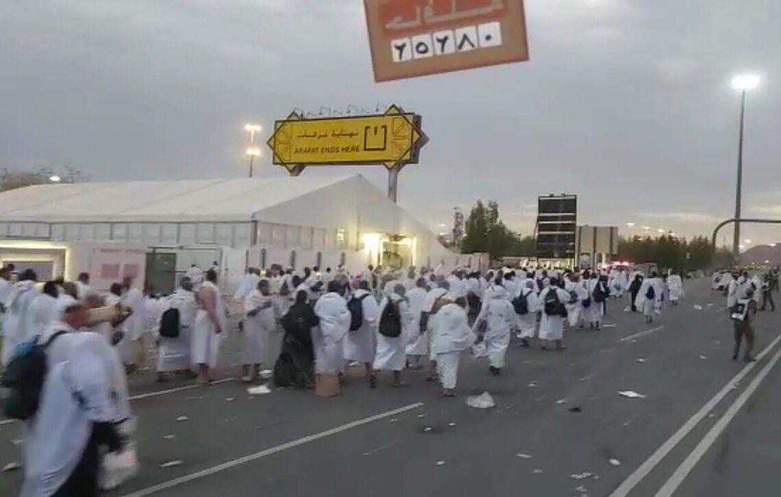 حجاج بيت الله من الجمعيات الأهلية