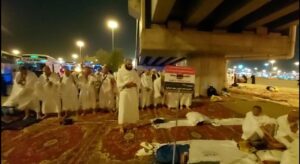 نجاح نفرة حجاج الجمعيات الأهلية بعد غروب شمس يوم عرفات إلى مزدلفة 19 - جريدة المساء