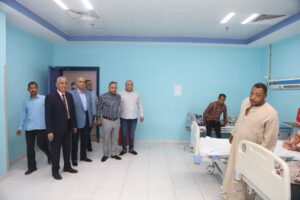 رئيس جامعة جنوب الوادي يزور مرضى المستشفيات الجامعية في اليوم الأول لعيد الأضحى المبارك 29 - جريدة المساء