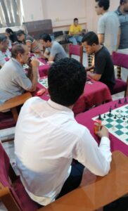 لليوم الثاني .. "الشعب الجمهوري" بقنا يواصل تنظيم بطولة الشطرنج 29 - جريدة المساء