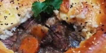 تعرف على طريقة عمل فخارة اللحم والخضار بالعجين 2 - جريدة المساء تعرف على طريقة عمل فخارة اللحم والخضار بالعجين 1 - جريدة المساء