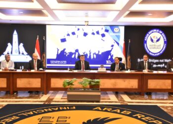 بروتوكول تعاون بين "جامعة عين شمس" و "الرقابة المالية" لتأهيل الشباب لاتخاذ قرارات مستنيرة عند إدارة أموالهم 30 - جريدة المساء بروتوكول تعاون بين "جامعة عين شمس" و "الرقابة المالية" لتأهيل الشباب لاتخاذ قرارات مستنيرة عند إدارة أموالهم 29 - جريدة المساء