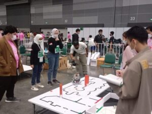 فريقين من المواهب المصرية يحصدون المركز الأول والذهبية في المسابقة الدولية "روبو كوب" بتايلاند 17 - جريدة المساء