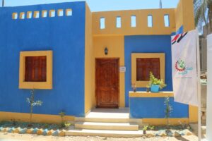 محافظ أسيوط يسلم 48 منزلاً لأصحابها بقرية العقال قبلي بعد إعمارها 22 - جريدة المساء