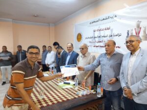 "الشعب الجمهوري" بقنا يكرم الفائزين بالمراكز الأولى في بطولة الشطرنج 23 - جريدة المساء