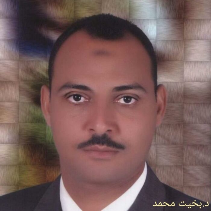 د.بخيت محمد مدير إدارة نقادة التعليمية