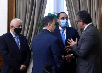 خلال اجتماع مجلس الوزراء اليوم: رئيس الوزراء: توجيهات من الرئيس بالتركيز على دعم النماذج الشابة الناجحة وإبرازها إعلامياً ليحتذي بها شبابنا 19 - جريدة المساء