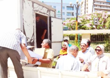 محافظ كفر الشيخ استلام الدفعة السابعة من لحوم صكوك الإطعام وإستفادة 13 ألف أسرة أولى بالرعاية 21 - جريدة المساء
