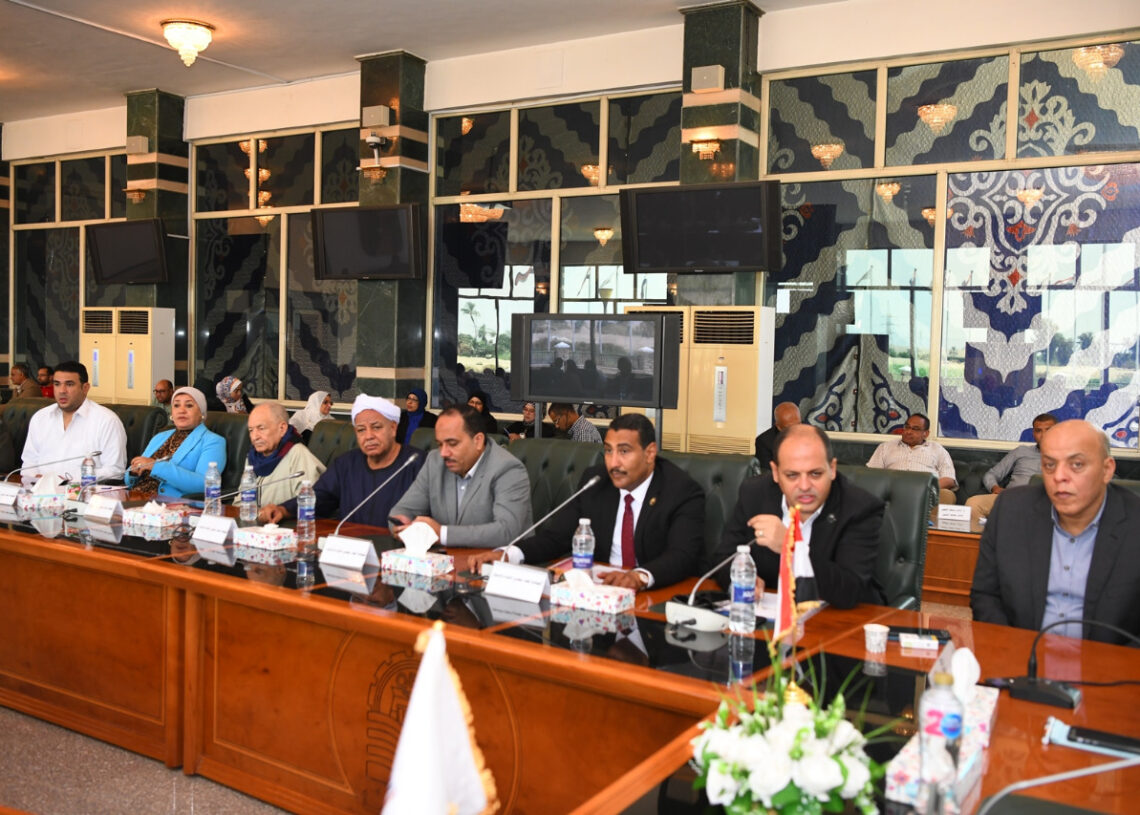 مليون و 5 آلاف مواطنًا حصلوا على الجرعة الثانية من لقاح كورونا .. في قنا 59 - جريدة المساء