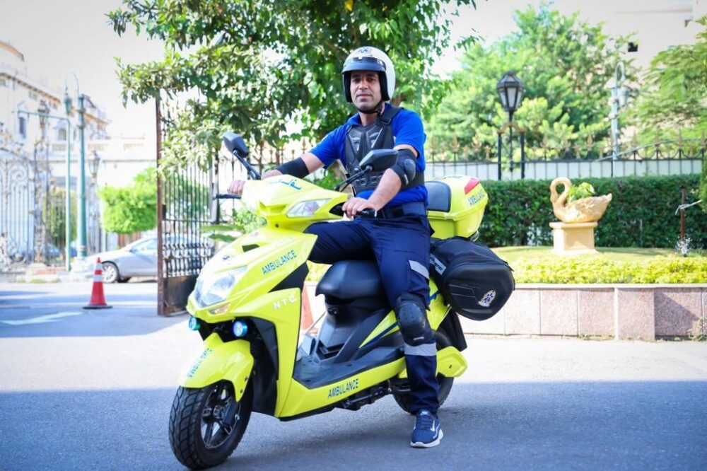 "الاسكوتر الكهربائي"ينضم لأسطول هيئة الإسعاف 19 - جريدة المساء