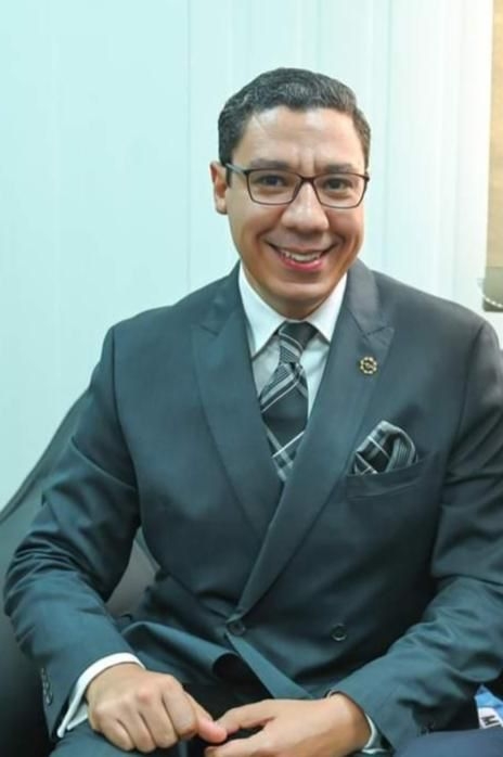 فريق طبي مستشفى أهل مصر  تفقد حالات الحروق  فى حادث كنيسة أبو سيفين بإمبابة لتقديم الدعم الطبي للمصابين 19 - جريدة المساء