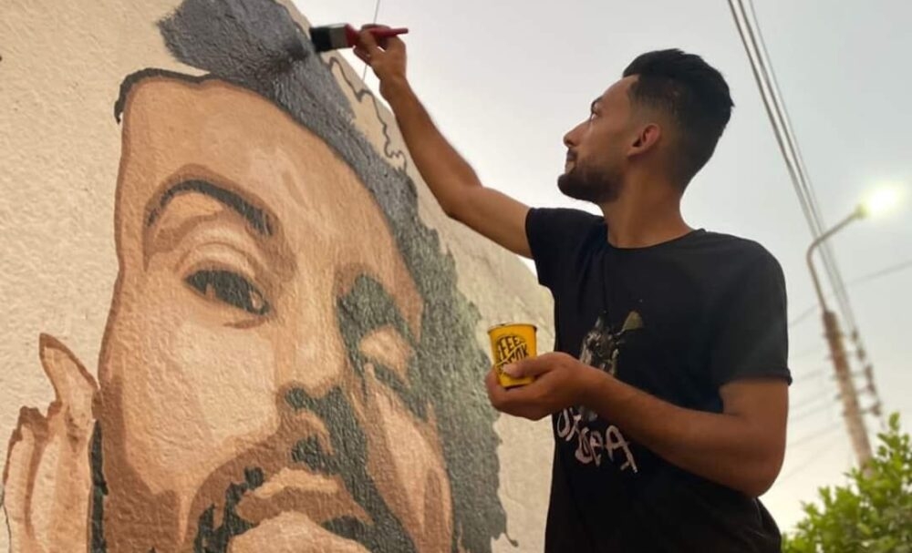 إبداعات ولوحات الفنان "صبره" للأيقونة "مو صلاح" تزين جداريات التل الكبير 19 - جريدة المساء