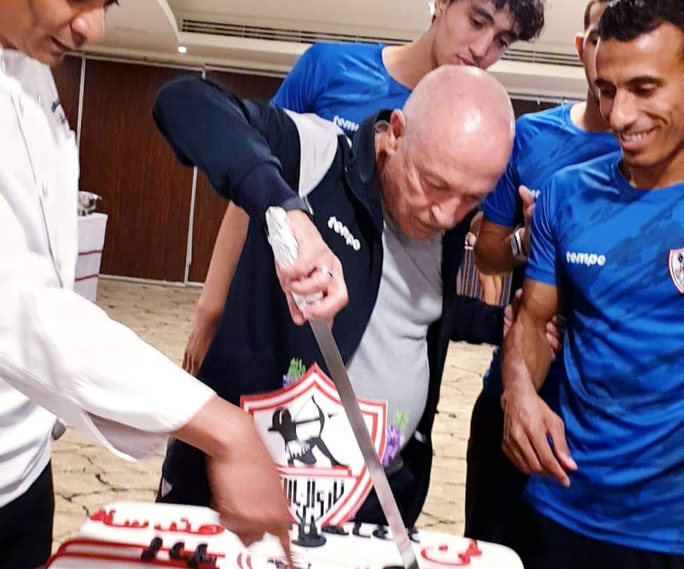 تورتة احتفال نادى الزمالك ببطولة الدورى من شيفات مطبخ صابرين بالصور 18 - جريدة المساء