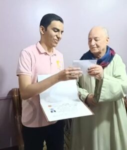 الشعب الجمهوري بقنا يكرم الطالب "كيرلس نسيم" .. الرابع على مستوى الجمهورية في الثانوية العامة 21 - جريدة المساء