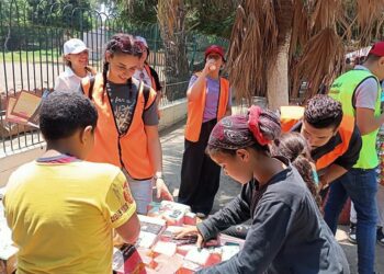 صندوق مكافحة الإدمان ينشط داخل الحدائق العامة لتحذير الزوار من الوقوع فى براثن المخدرات 18 - جريدة المساء