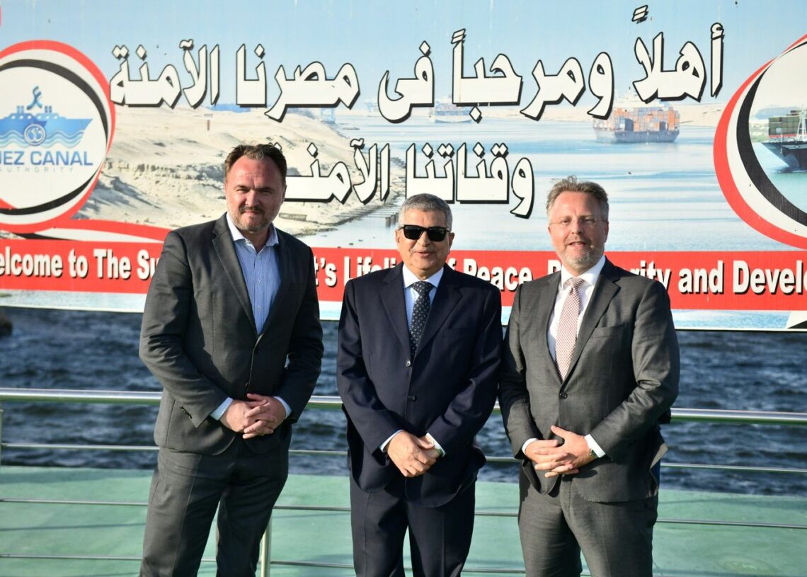 الفريق أسامة ربيع يبحث سبل التعاون المشترك مع دان يورجنسن وزير الطاقة والمناخ الدنماركي 19 - جريدة المساء الفريق أسامة ربيع يبحث سبل التعاون المشترك مع دان يورجنسن وزير الطاقة والمناخ الدنماركي 18 - جريدة المساء