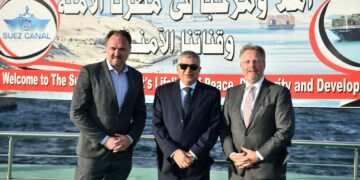 الفريق أسامة ربيع يبحث سبل التعاون المشترك مع دان يورجنسن وزير الطاقة والمناخ الدنماركي 2 - جريدة المساء الفريق أسامة ربيع يبحث سبل التعاون المشترك مع دان يورجنسن وزير الطاقة والمناخ الدنماركي 1 - جريدة المساء