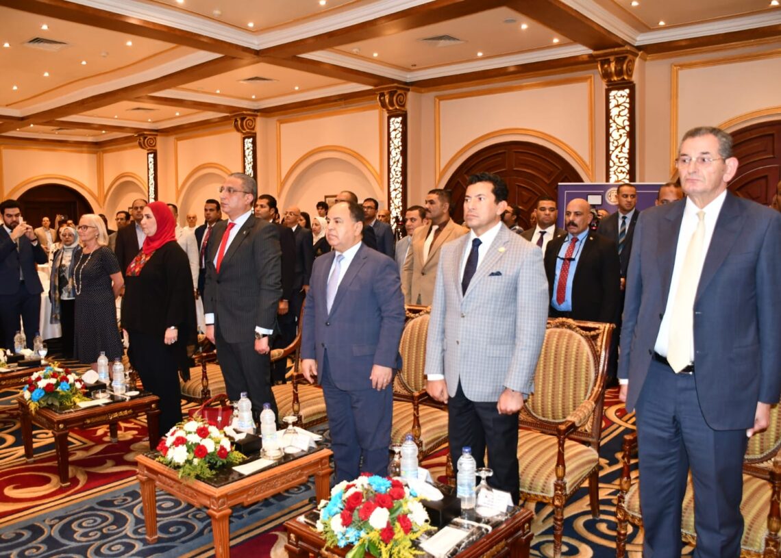 وزراء المالية والتضامن والشباب والرياضة ومحافظ الفيوم.. فى حوار مفتوح مع الشباب حول الموازنة التشاركية 17 - جريدة المساء